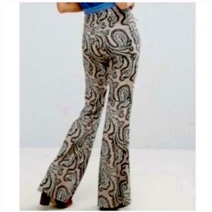 Free People Pants Women Small Paradise Paisley
Print Flare Wide Leg Linen Blend